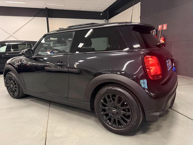 Mini Cooper 1.5 Cooper BLACK-EDITION PANO/H-UP/NAVI/CAM/DAB/CARPLAY/H-KARDON///