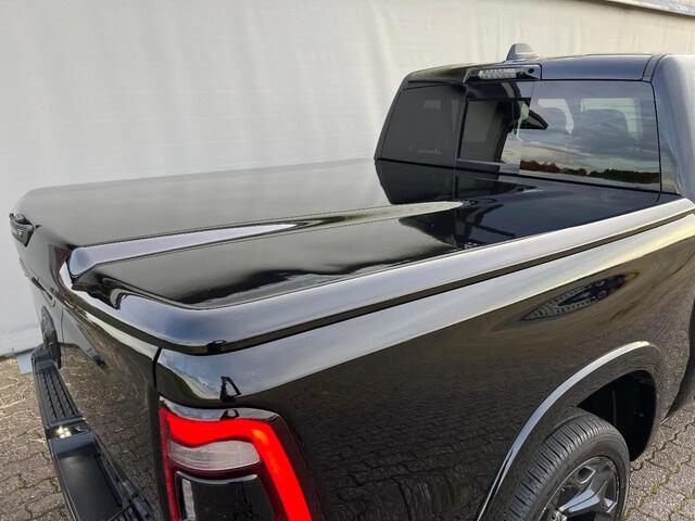 Dodge 1500 RAM 5.7 HEMI V8 Night Edition | LIMITED | Luchtvering | Panorama | LPG