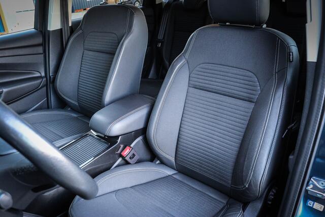 Ford Kuga 1.5 EcoBoost Titanium v. 14.950 NU 13.950,-