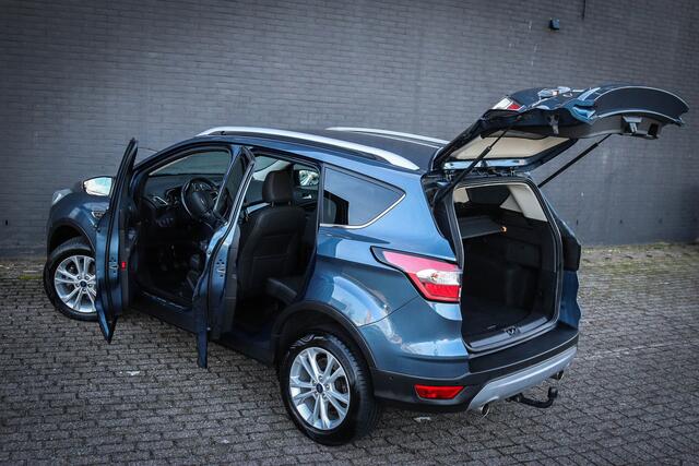 Ford Kuga 1.5 EcoBoost Titanium v. 14.950 NU 13.950,-