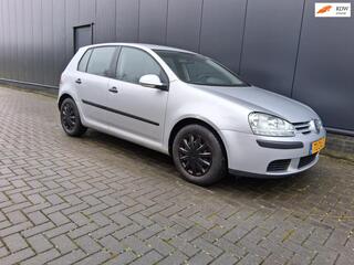 Volkswagen Golf V