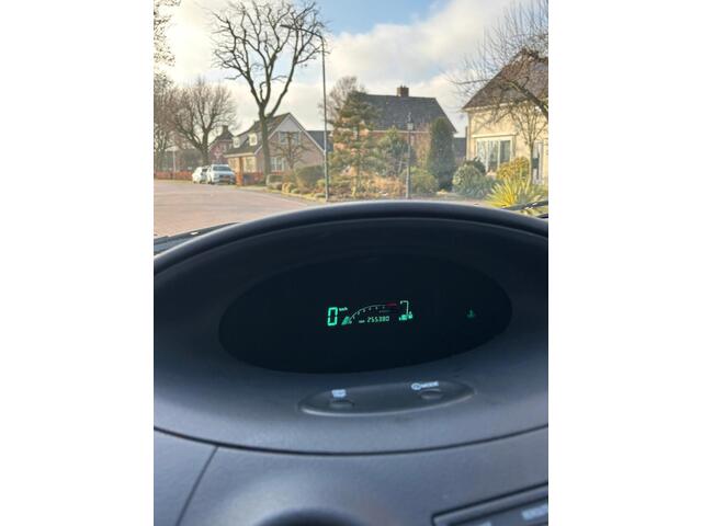 Toyota Yaris 1.3 VVT-i Sol 5drs e APK
