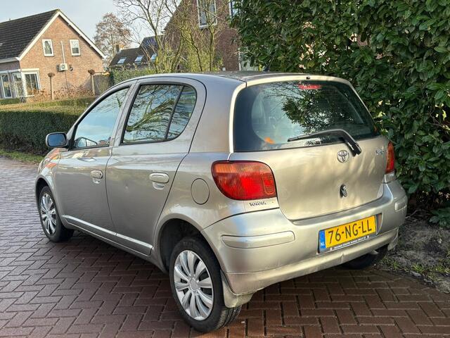 Toyota Yaris 1.3 VVT-i Sol 5drs e APK
