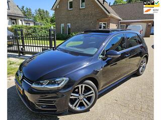 Volkswagen Golf VII