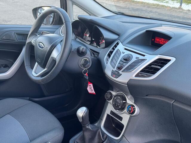Ford Fiesta 1.25 Titanium/Airco/APK03-2027