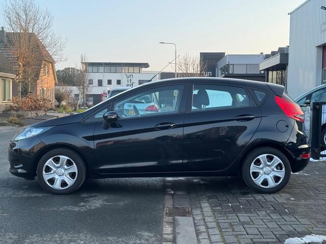 Ford Fiesta 1.25 Titanium/Airco/APK03-2027