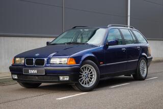 BMW 3-SERIE Touring 328i Executive | 200.000KM | Gedocumenteerd | Leer | Climate Control | Style 32