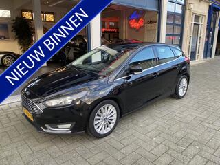 FORD FOCUS 1.0 Titanium Edition NIEUWE APK.