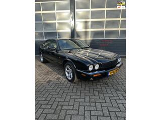 JAGUAR XJ 3.2 V8 Executive | Navi | Nieuwe APK |