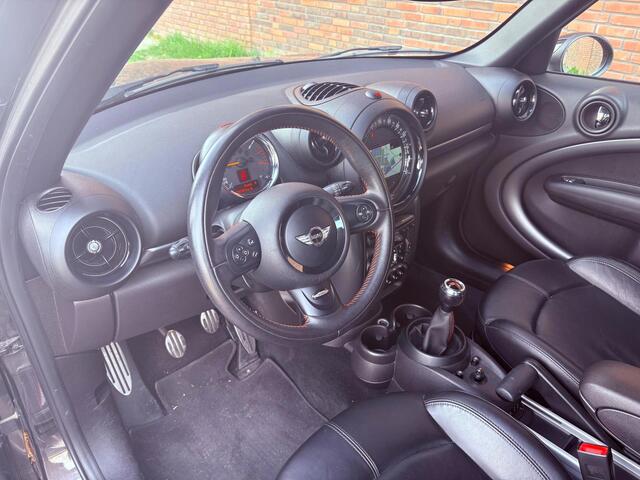 Mini Countryman Mini 1.6 John Cooper Works ALL4 Chili Leer Navi