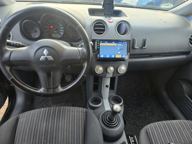 Mitsubishi Colt 1.3 Incharge/airco/navi/apk 13-06-2027 /rijd schakelt goed /inruilen is mogelijk