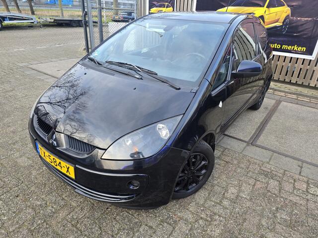 Mitsubishi Colt 1.3 Incharge/airco/navi/apk 13-06-2027 /rijd schakelt goed /inruilen is mogelijk
