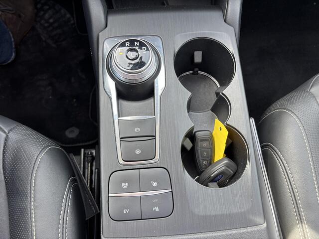 Ford Kuga 2.5 PHEV Vignale 225pk | Panoramadak | Adaptive cruise control | Winter Pack | Achteruitrijcamera | Bang&Olufsen | Elektrische achterklep