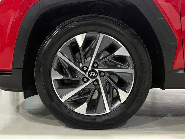 Hyundai Tucson 1.6 T-GDI MHEV Comfort Automaat / Navigatie full map / Camera / Cruise control / etc.