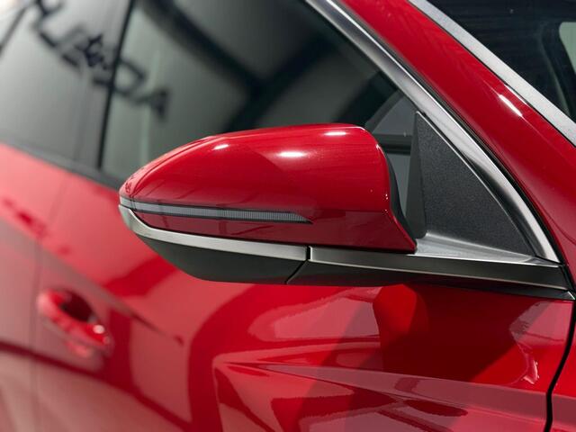 Hyundai Tucson 1.6 T-GDI MHEV Comfort Automaat / Navigatie full map / Camera / Cruise control / etc.