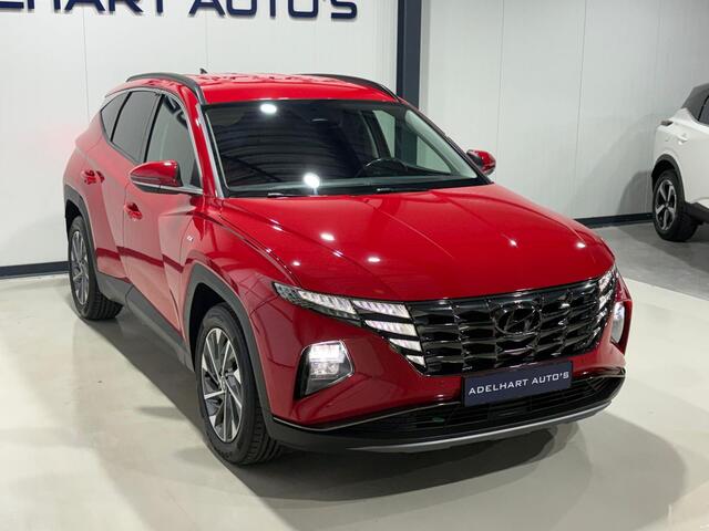 Hyundai Tucson 1.6 T-GDI MHEV Comfort Automaat / Navigatie full map / Camera / Cruise control / etc.