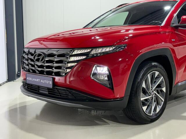 Hyundai Tucson 1.6 T-GDI MHEV Comfort Automaat / Navigatie full map / Camera / Cruise control / etc.