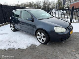Volkswagen Golf V