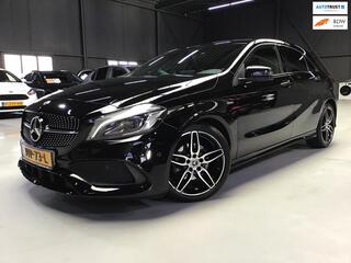 MERCEDES-BENZ A-KLASSE 180 Ambition I AMG Edition I 18inch I Zwarte Hemel I Led I Navi I Stoelverw. I 6Bak I Cruise I Keyless