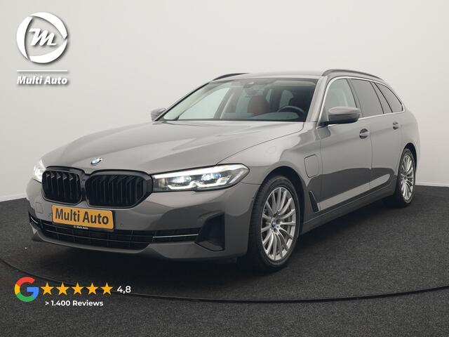 BMW 5-Serie Touring 530e Sportline PHEV 293pk Dealer O.H Bernina Grau Metallic | Trekhaak Afn. | M Sportstuur | Camera | Lederen Sportstoelen Verwarmd | C