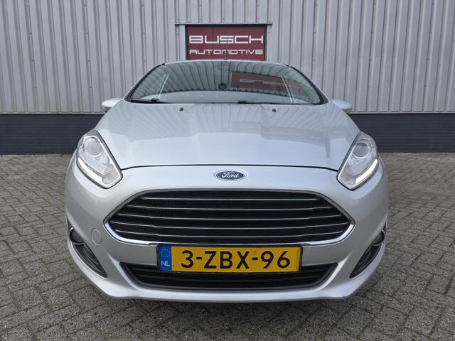 Ford Fiesta 1.0 EcoBoost 5 deurs Titanium 1e EIG | TREKHAAK |