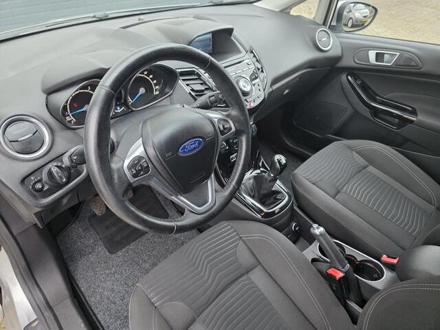 Ford Fiesta 1.0 EcoBoost 5 deurs Titanium 1e EIG | TREKHAAK |
