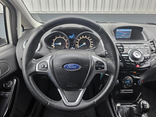 Ford Fiesta 1.0 EcoBoost 5 deurs Titanium 1e EIG | TREKHAAK |