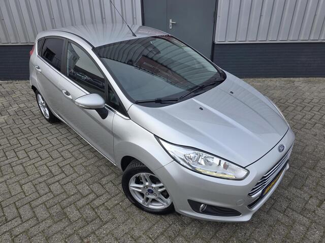 Ford Fiesta 1.0 EcoBoost 5 deurs Titanium 1e EIG | TREKHAAK |