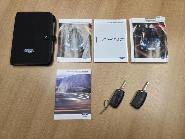 Ford Fiesta 1.0 EcoBoost 5 deurs Titanium 1e EIG | TREKHAAK |