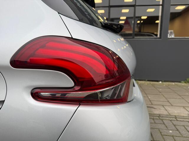 Peugeot 208 1.2 PureTech Blue Lion