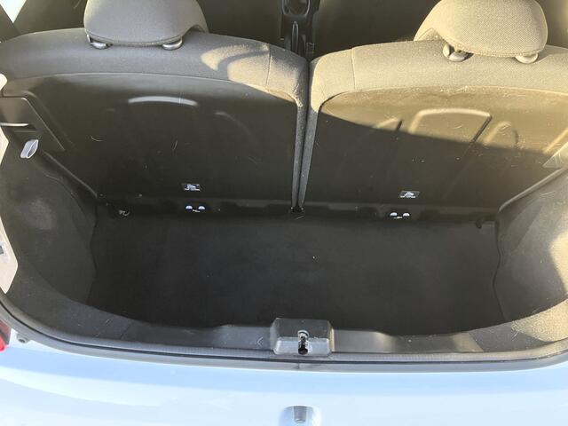 Peugeot 108 1.0 e-VTi Active  Airco - Radio - Stuurbekrachtiging - Bluetooth - Sprankelend wit  Vingerhoets; Vierde Generatie Eersteklas Service 