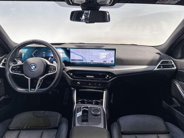 BMW 3-Serie Sedan 330e Innovation Pack M Sportpakket Pro Selections 500