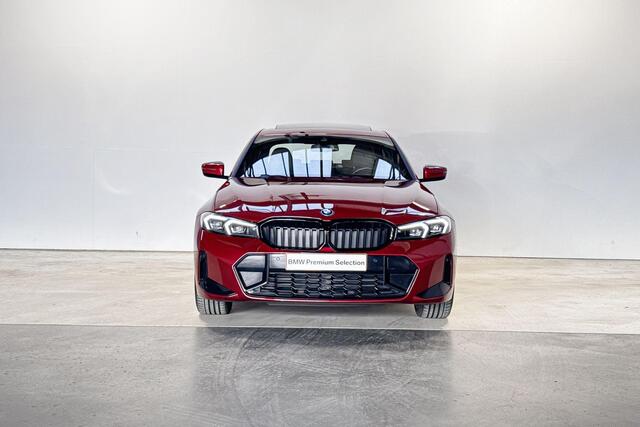 BMW 3-Serie Sedan 330e Innovation Pack M Sportpakket Pro Selections 500