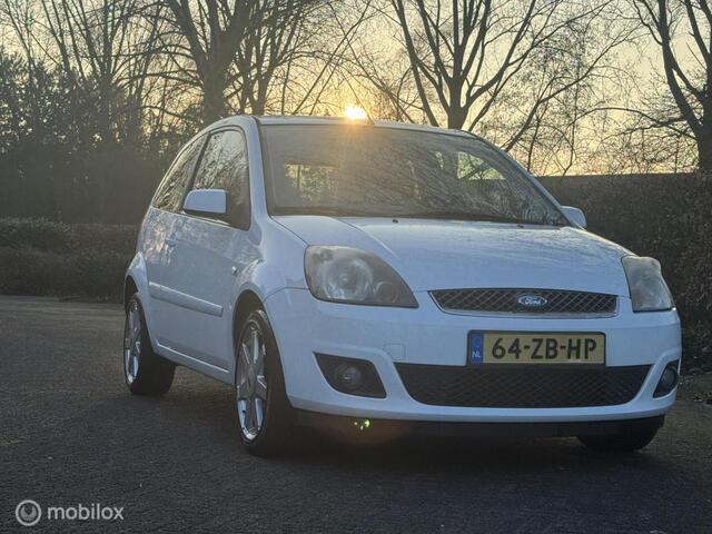 Ford Fiesta 1.3-8V Cool & Sound/1e EIG/NAP/NWE APK/LMV/AC/