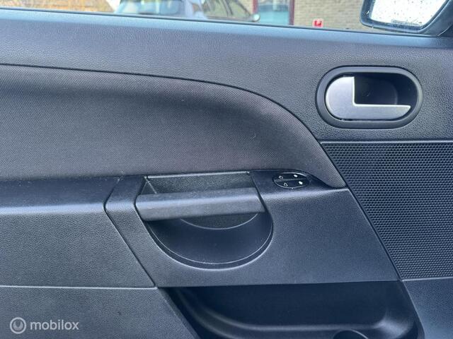 Ford Fiesta 1.3-8V Cool & Sound/1e EIG/NAP/NWE APK/LMV/AC/