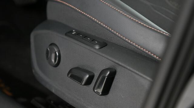 Cupra Formentor 1.4 TSI eHybrid 204pk PHEV Adrenaline / Memory / Elektrische achterklep / 360 Camera