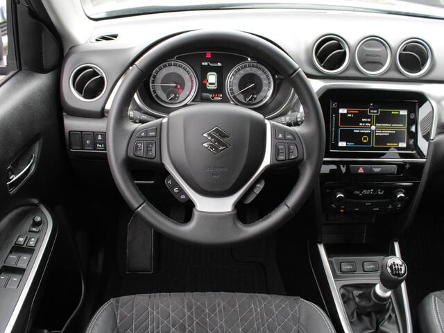 Suzuki Vitara 1.4 Boosterjet Style Hybrid | Schuif/Kanteldak | Leder | Adap. Cruise | Park sens | Lm-Velgen