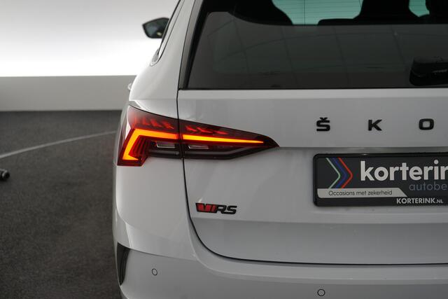 Skoda Octavia Combi 1.4 TSI RS iV PHEV 245 PK | ACC | Stoelverwarming