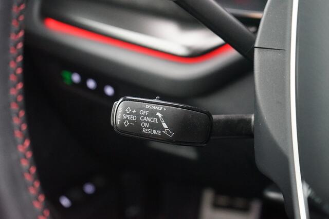 Skoda Octavia Combi 1.4 TSI RS iV PHEV 245 PK | ACC | Stoelverwarming