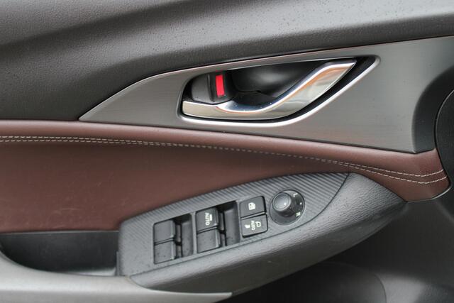 Mazda CX-3 2.0 SkyActiv-G 150 GT-M 4WD , Automaat, Trekhaak, Half leder, Navi, Camera, Adap.Cruise, Bose, Stoel/Stuurverwarming, Apple Carplay, Android Auto