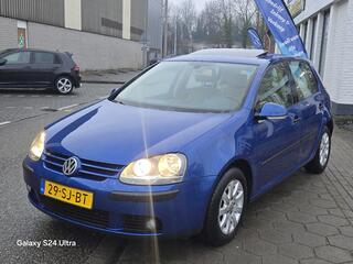 Volkswagen Golf V
