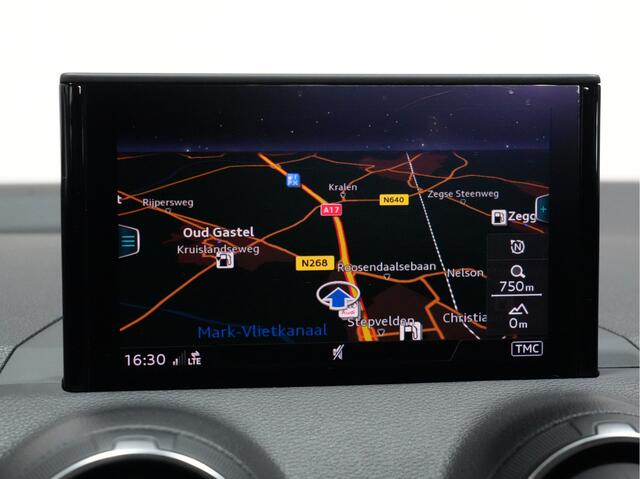 Audi Q2 35 TFSI S-tronic epic Matrix-LED | Stoelverw. | Navigatie | 17Lm 71