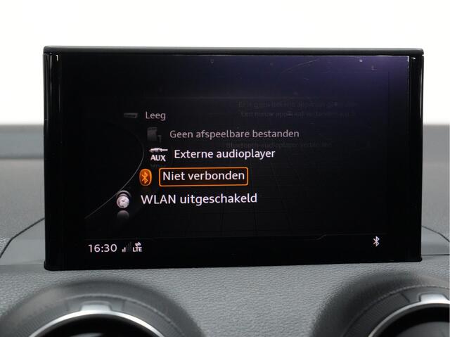 Audi Q2 35 TFSI S-tronic epic Matrix-LED | Stoelverw. | Navigatie | 17Lm 71