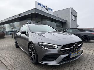 MERCEDES-BENZ CLA-KLASSE 200 Premium Plus AMG Line Pano-Dak | Keyless | Night | 360-Camera | HUD