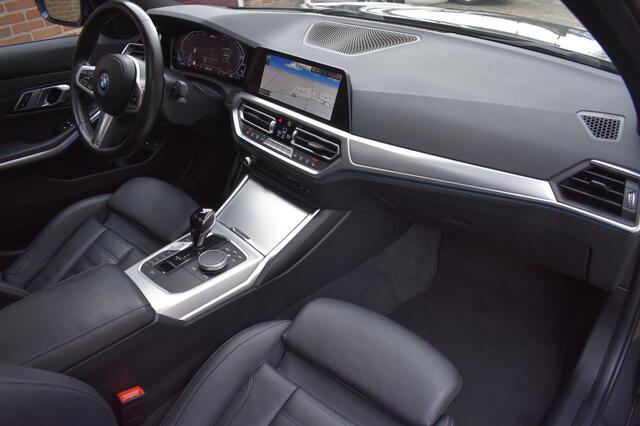 BMW 3-Serie 330e xDrive High Executive '22 SOH 94,6% Leder M Pakket Clima Navi Laser Light Navi Clima Cruise Inruil mogelijk
