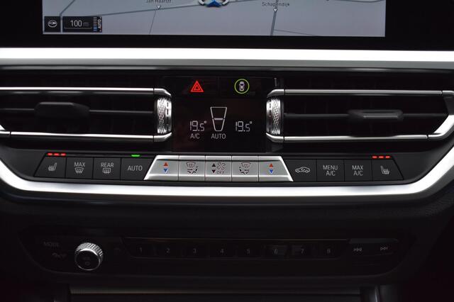 BMW 3-Serie 330e xDrive High Executive '22 SOH 94,6% Leder M Pakket Clima Navi Laser Light Navi Clima Cruise Inruil mogelijk