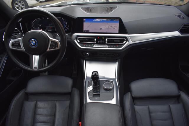 BMW 3-Serie 330e xDrive High Executive '22 SOH 94,6% Leder M Pakket Clima Navi Laser Light Navi Clima Cruise Inruil mogelijk