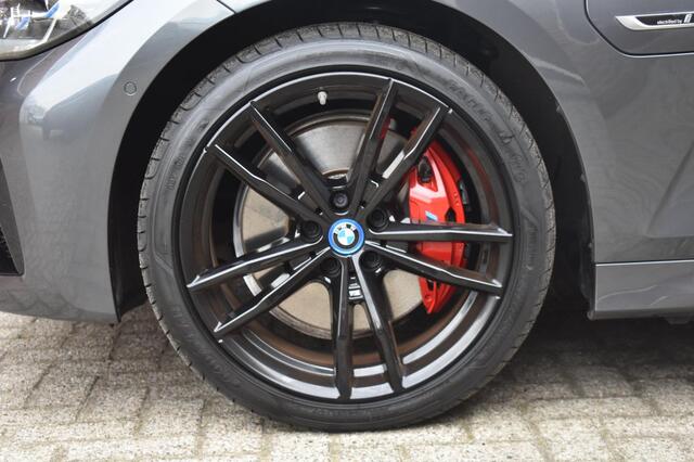 BMW 3-Serie 330e xDrive High Executive '22 SOH 94,6% Leder M Pakket Clima Navi Laser Light Navi Clima Cruise Inruil mogelijk