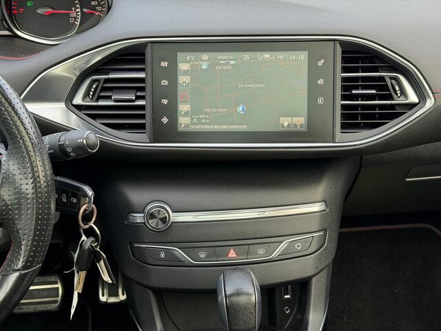 Peugeot 308 1.2 GT-line AUTOMAAT/PANO/LED