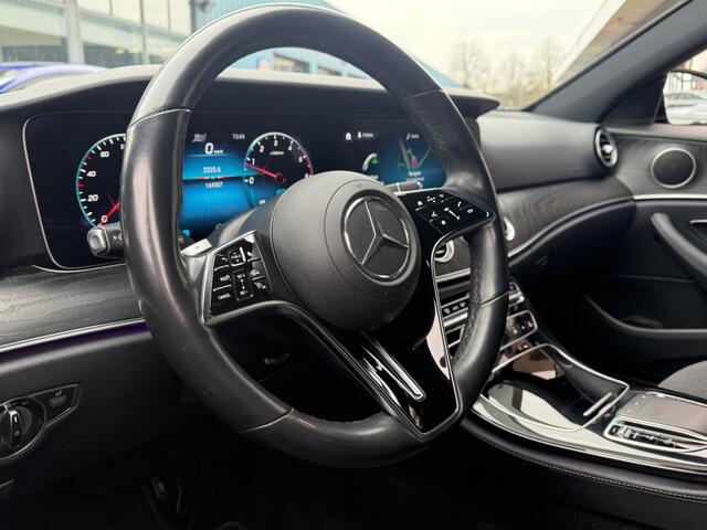 Mercedes-Benz E-Klasse 300 De AUTOMAAT AVANTGARDE NAVI PDC-CAMERA STOELVERW.